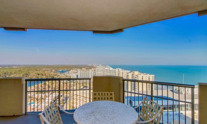 Arcadian Shores Condominio | Impresionantes vistas del amanecer desde el piso 21: # 1 condominio reservado en Myrtle Beach
