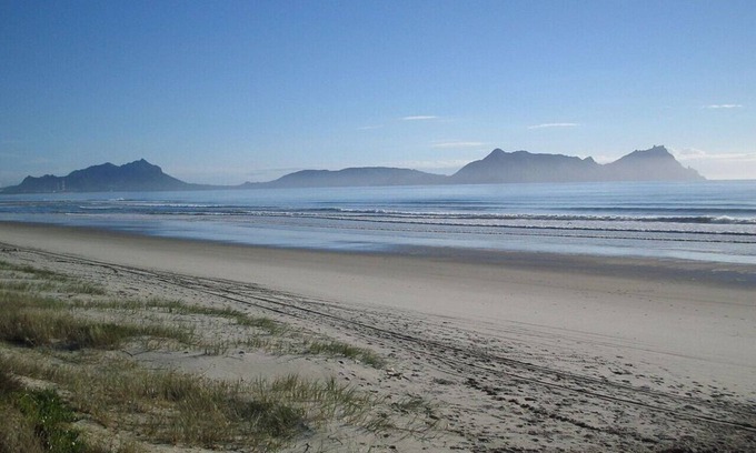 Ruakaka Casa | Ruakaka Holiday Home Walk to Beach