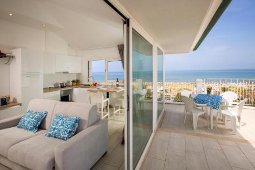 Fogliano Marina Apartamento | Rubino Apartments - "Capodanno Esclusivo Solo per Giovani"