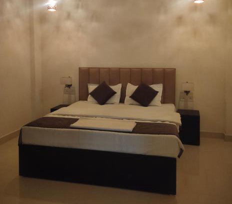 Varanasi Cama Y Desayuno | Rudraksh Paradise