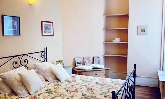 Saint-Merri Apartamento | Rue Saint Martin. Ideal 2 cama en el Marais solo por el Sena y metro línea 1