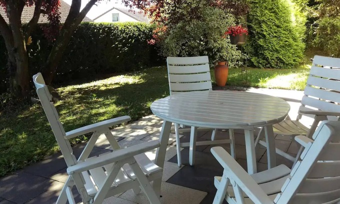 Neckartailfingen Apartamento | Ruhige 2-zi.-whg. Nähe Flughafen Stuttgart / Messe