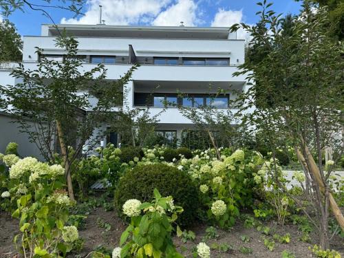 Balingen Apartamento | Ruhige Ferienwohnung - Penthauswohnung-Albblick Balingen