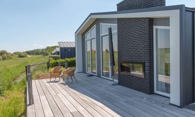 Wemeldinge Casa | Vakantiehuis Ruisweg 59 by Interhome