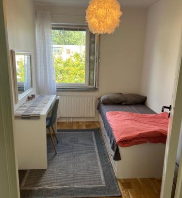 Soder Casa | Rum i stor lägenhet nära Malmö Hyllie