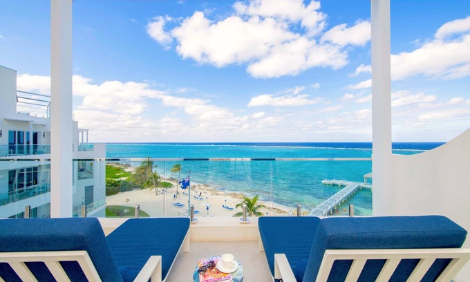 Rum Point Condominio | Rum Point Resort #406 3BR Premium