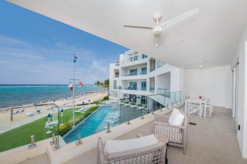 Rum Point Apartamento | Rum Point Resort 203