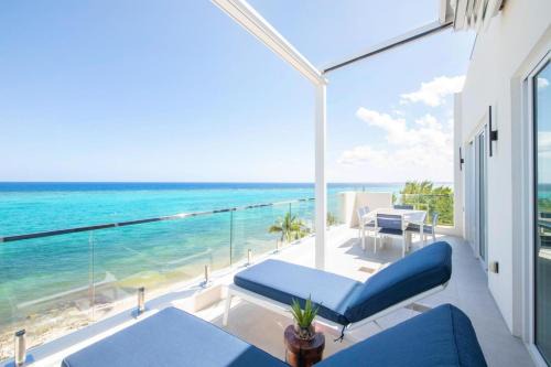 Rum Point Apartamento | Rum Point Resort 408