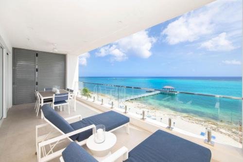 Rum Point Apartamento | Rum Point Resort 308