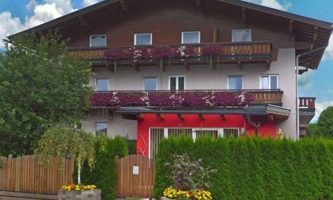 Maishofen Apartamento | Rupertus by Interhome