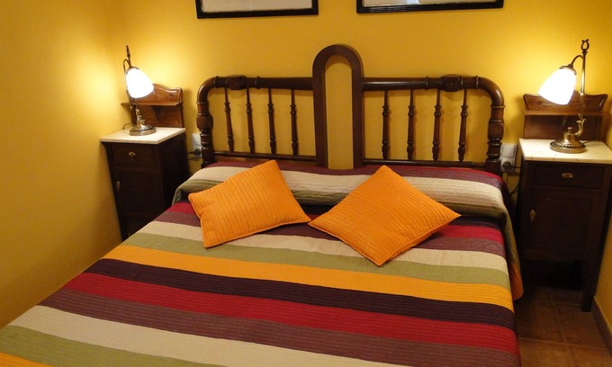 Portell Cabaña | Apartamento rural para 2 pax con wifi gratis y chimenea entre Lleida y Manresa