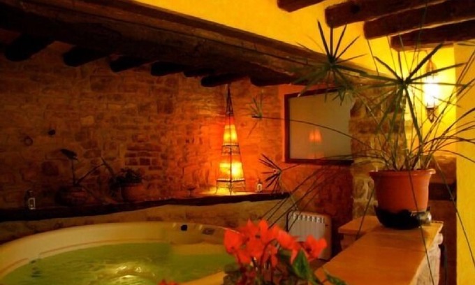 Les Piles Cabaña | Apartamento rural para 4 personas con jacuzzi