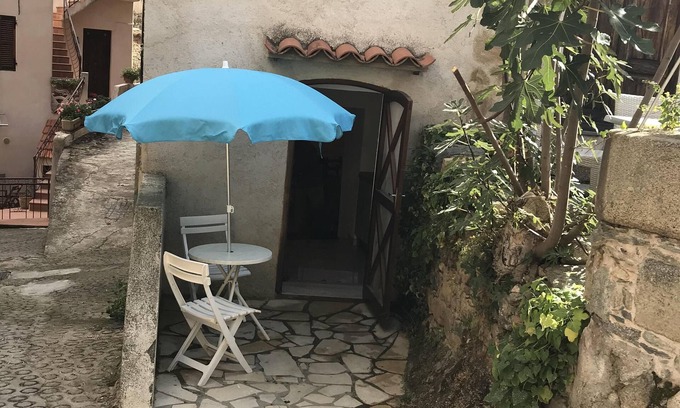 Montegrosso Cabaña | Rural gite in traditional village house