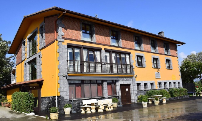 Usurbil Cabaña | Casa rural Caserío Ibarrola Txiki para 12 personas.