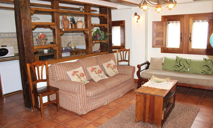 Argote Cabaña | Casa rural (alquiler íntegro) Aldeas de Treviño para 7 personas