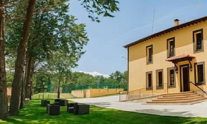 Hontoria del Pinar Cabaña | Casa rural (alquiler íntegro) Centro Río Lobos para 4 personas