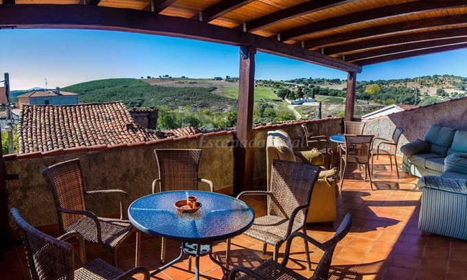 La Atalaya Cabaña | Casa rural (alquiler íntegro) El Corralón de la Atalaya para 13 personas