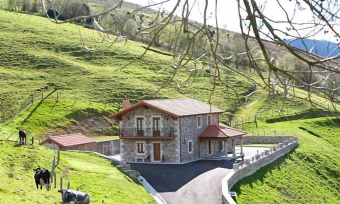 Selaya Cabaña | Casa rural (alquiler íntegro) La Cabaña de Manuela para 8 personas