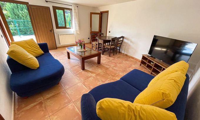 Fontanales Cabaña | Casa rural, situada en un entorno tranquilo y rodeado de vegetación
