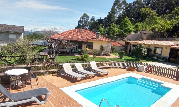 Santa Cristina de Cobres Casa | Casa Rural Finca Mangueiro, en la Ría de Vigo, Pontevedra