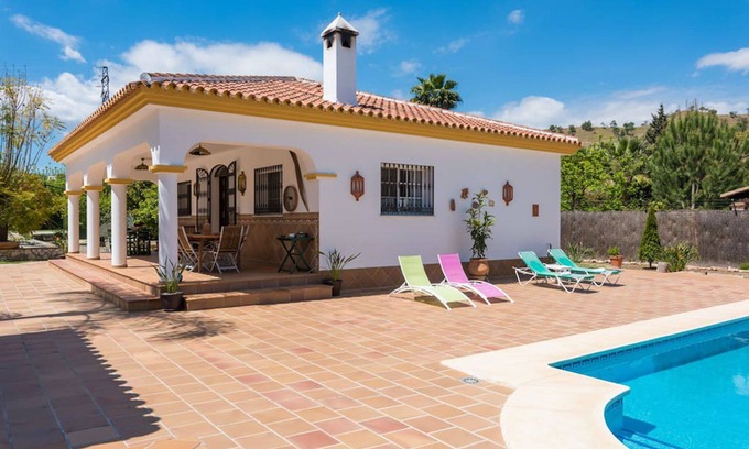 Coin Casa | Casa Rural Vacacciones en Coín (Costa del Sol), naturaleza, piscina privada
