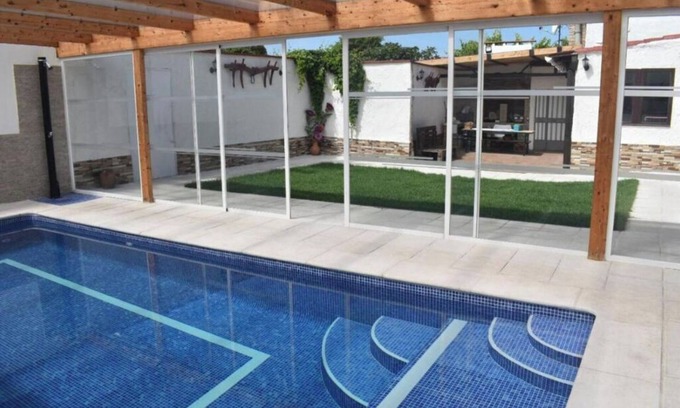La Zarza Cabaña | Casa rural con piscina para bañarte todo lo el año.