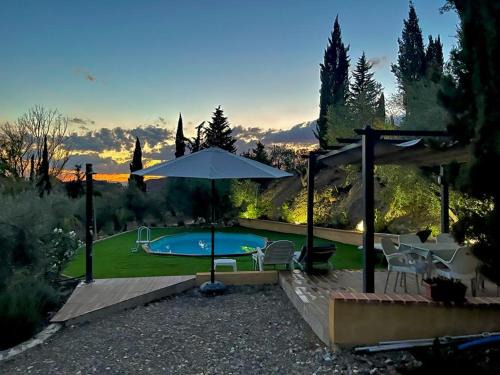 Campanillas Casa | rural loft with pool views peaceful place near the center