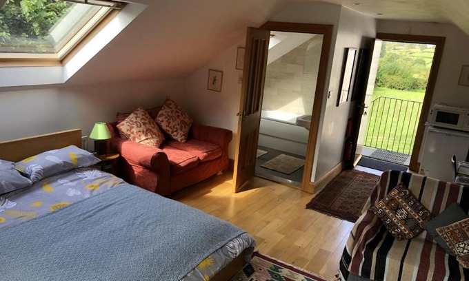 Hillsborough Apartamento | Rural Long Term Accommodation