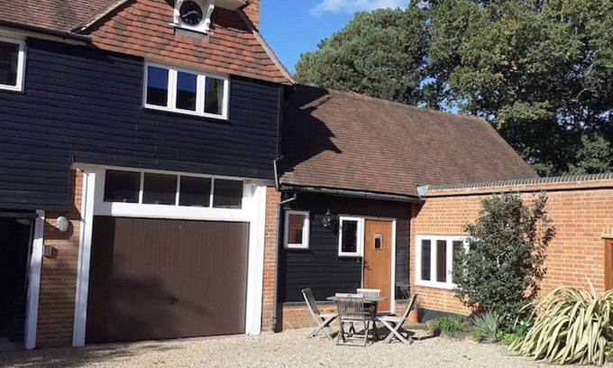 Dorking Casa | Rural Retreat near Dorking