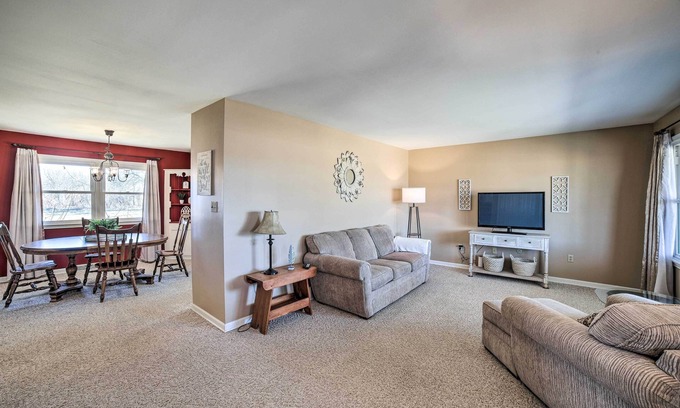 Blackstone Casa | Rural Seneca House w/ Yard Near I-80