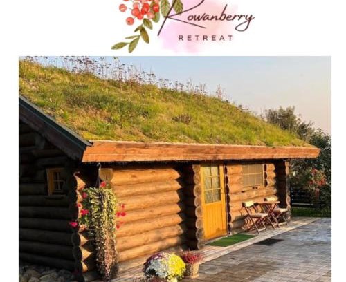 Kriilevalja Casa | Russet & Rowanberry - Rowanberry Retreat