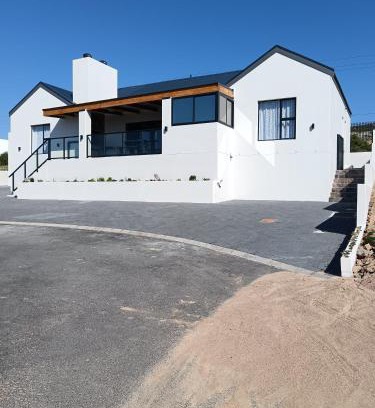 St. Helena Bay Casa | Russobietjie Luxury Self-catering House