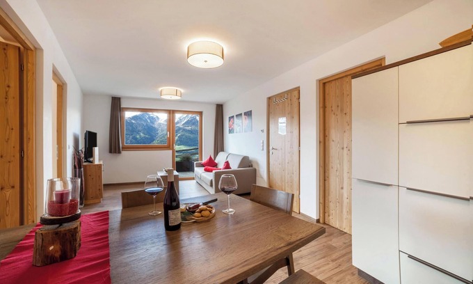 Castelbello-Ciardes Apartamento | Apartamento rústico Vermoi en granja de montaña con terraza