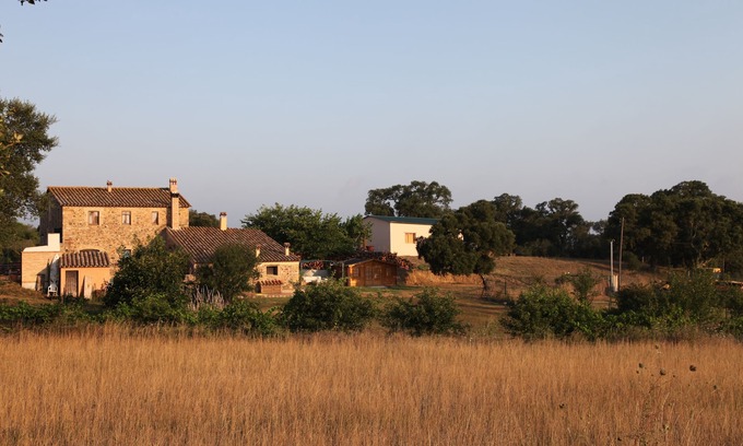 Llagostera Apartamento | Apartamento rústico en la Costa Brava