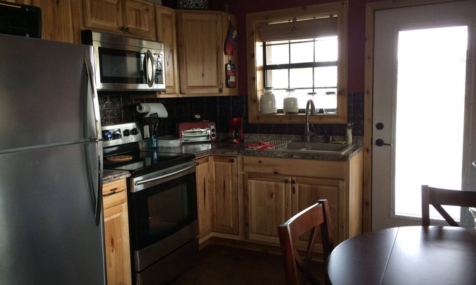 Cedar Lane Apartamento | Rustic Barn Apartment