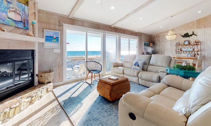 Southpointe Casa | Rustic Beachfront Home w/Spacious Deck, Central A/C, Free WiFi, Great Views