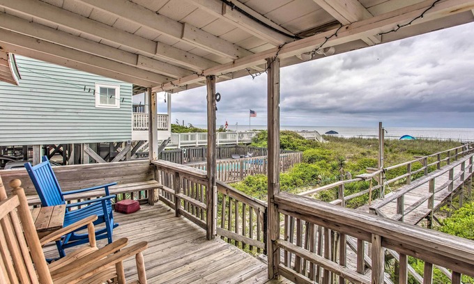 Holden Beach Cabaña | Rustic Beachfront Cottage w/ Deck & Boardwalk