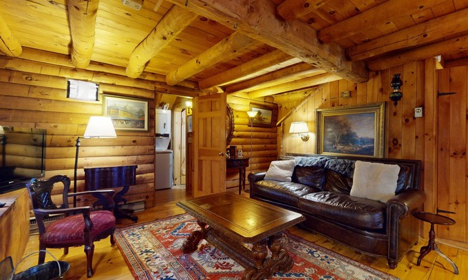Wardsboro Cabina | Rustic cabin in serene location with fireplace and pool access