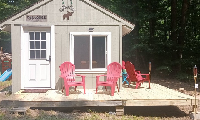 Frederic Cabina | Rustic Cabin on 10 secluded acres