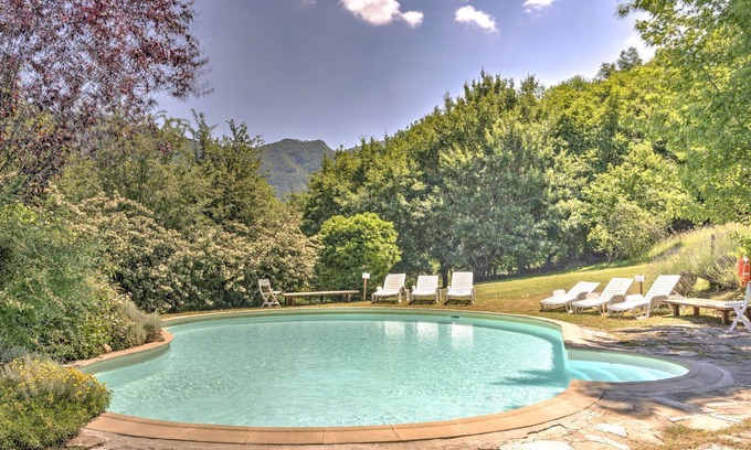 San Godenzo Casa | Casa de vacaciones aislada en San Godenzo con piscina