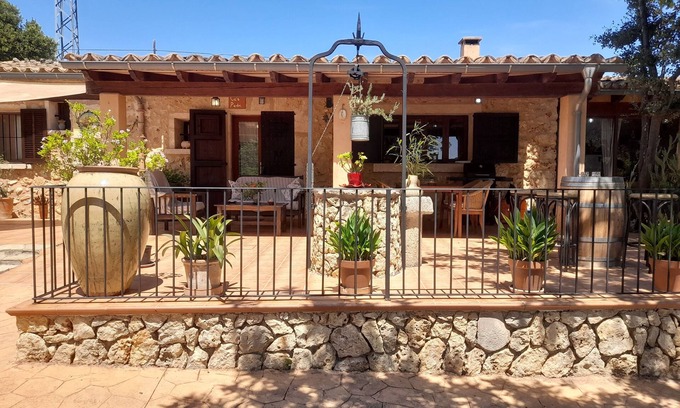 Inca Cabaña | Casa rústica con mucho encanto cerca montaña , piscina privada.