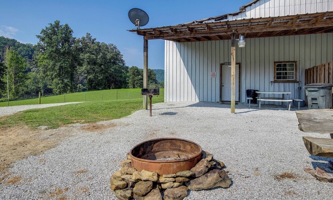 Winona Apartamento | Rustic Huntsville Studio: ATV Authorized Route