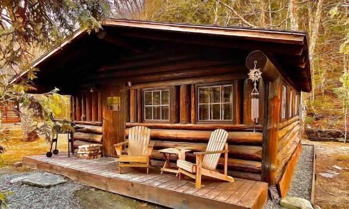 Lisbon Casa | Rustic Log Cabin #2 - "Peaceful Oasis"