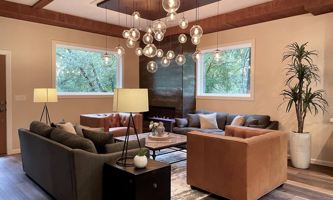 Sundance Casa | Rustic Modern Chalet on Seven Acres at Sundance