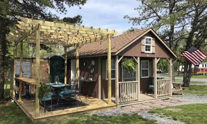 Peach Glen Cabina | Cabaña rústica primitiva pequeña casa