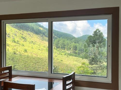 Elappara Complejo | Rustic Rae vagamon