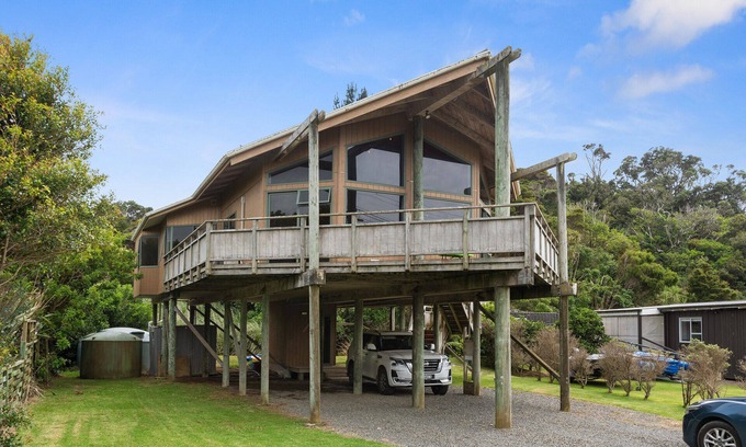 Tutukaka Casa | Rustic Reset - Tutukaka Holiday Home