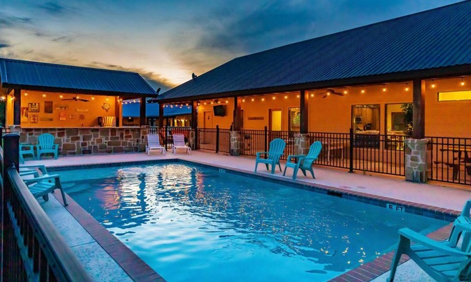 Sabinal Casa | Rustic Riviera Sleeps 28w/5bdrm OptHeatedPool PingPong FREE FrioAccess@ConcanVIP