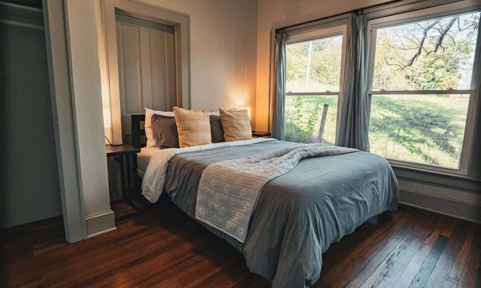 Catawba Cabina | Rustic Cabin in Catawba