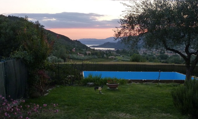 Costermano Casa | Amplia casa de piedra con vistas al lago y piscina en el sureste del Lago de Garda